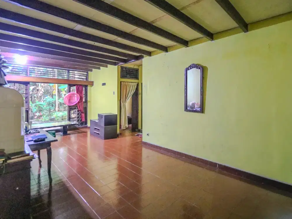 RUMAH KLASIK STRATEGIS DI KREO LARANGAN, AKSES MUDAH KAMPUS BUDI LUHUR, PURI BETA, BINTARO, JOGLO