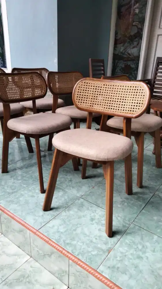 Kursi cafe kekinian jati