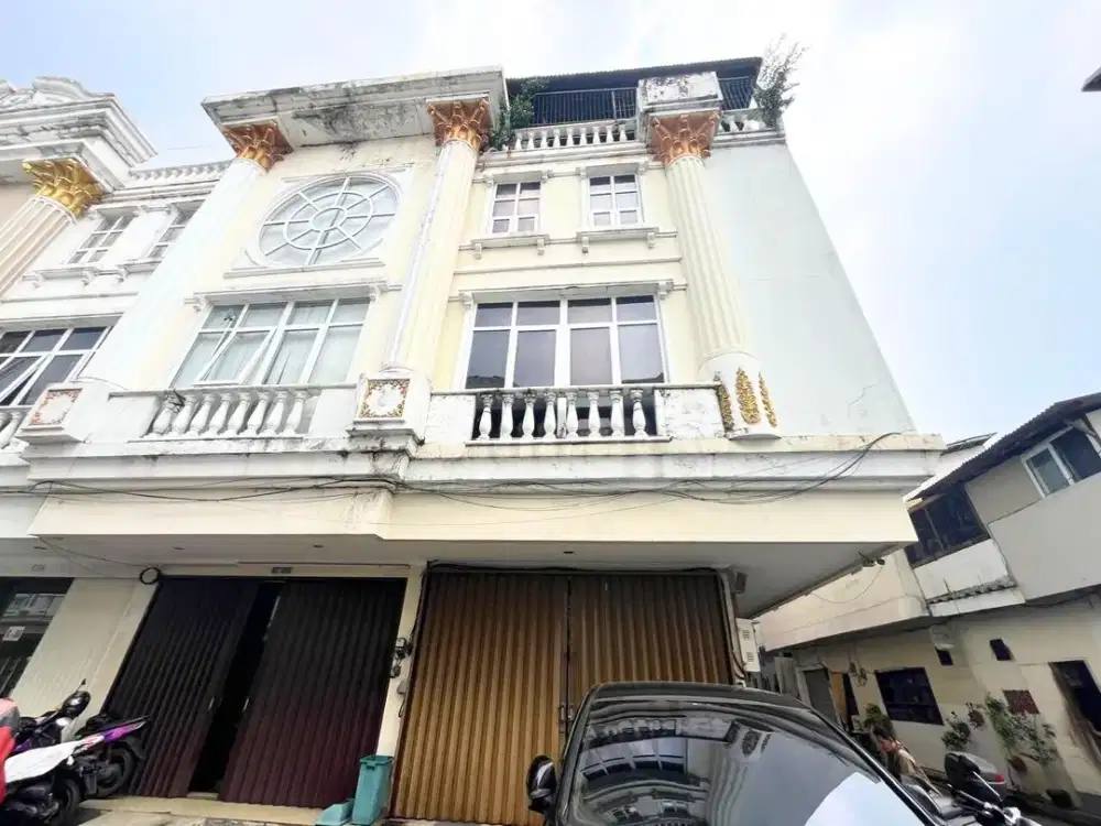 Ruko 4 Lantai Crown Palace Menteng Dalam Tebet, Jaksel