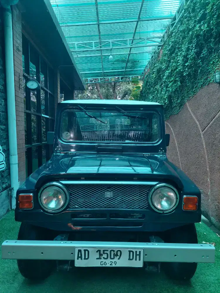 Taft 1982 diesel 4x4 sangat terawat orisinil istimewa sekali