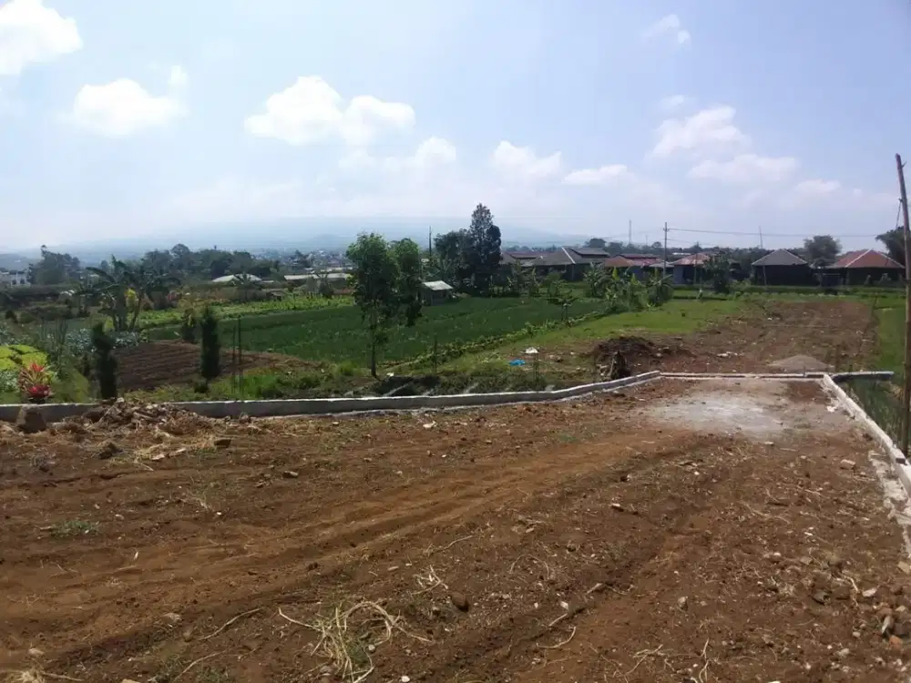 Villa Inden Bangun Kota Batu