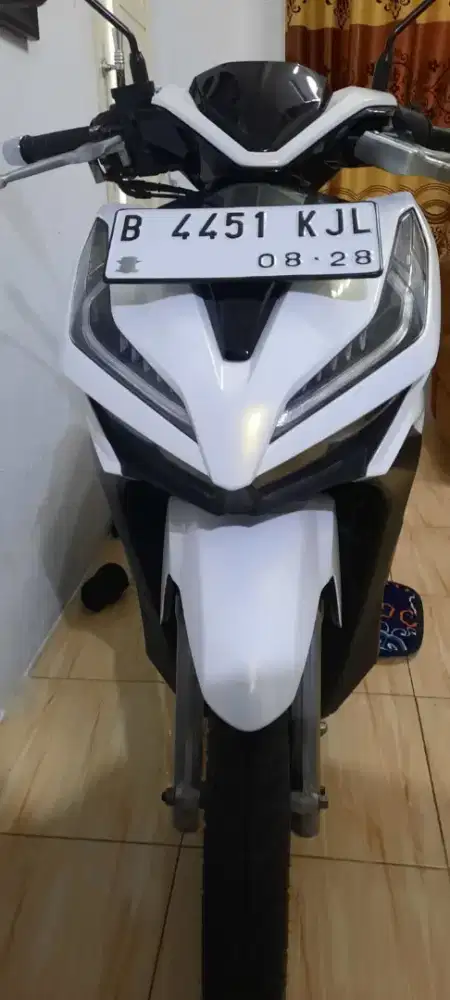 Vario 125 2018 putih