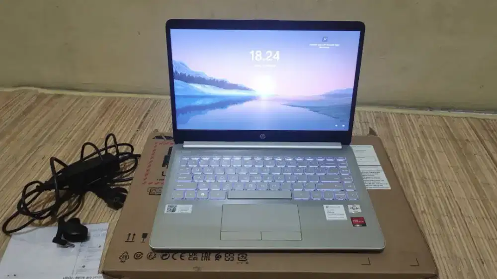 Laptop HP 14S athlon 3050U 4/512 W11 ori