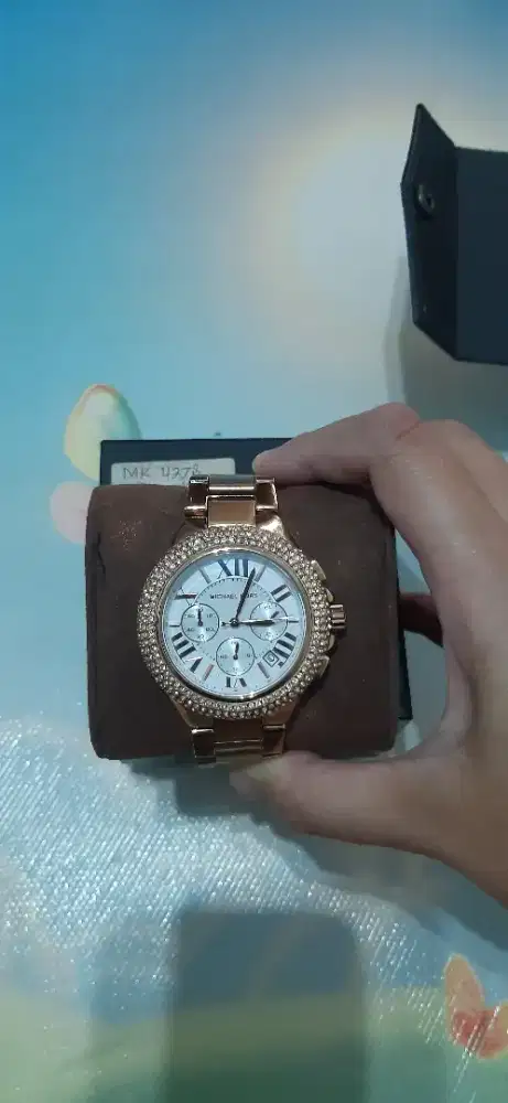 Jual jam tangan pria Michael Kors. Kondisi msh bgs skli, ada garansi