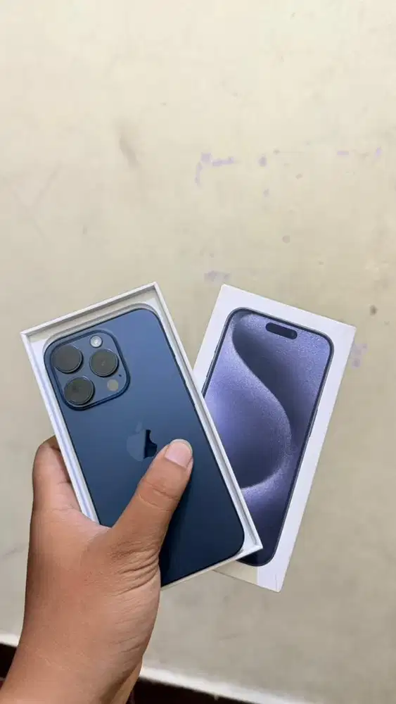 Iphone 15 pro Blue Titanium (PAA)
