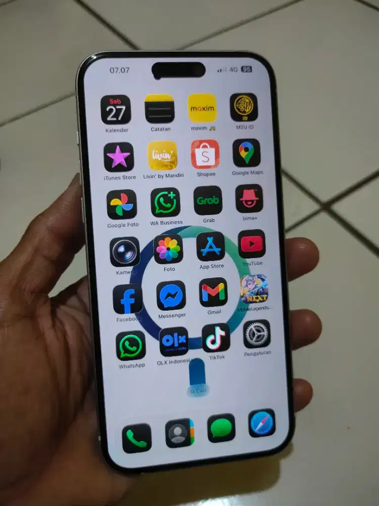 iPhone 15 Plus cek deskripsi.