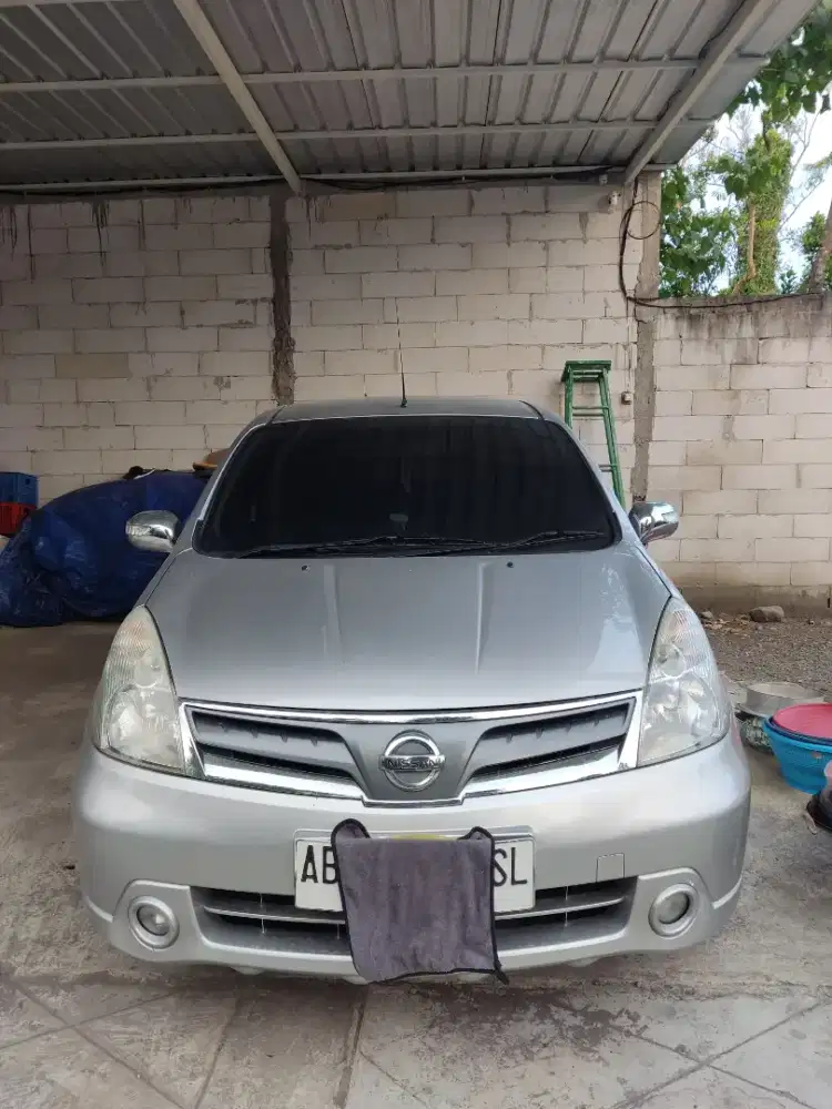 Grand Livina 2012 MT