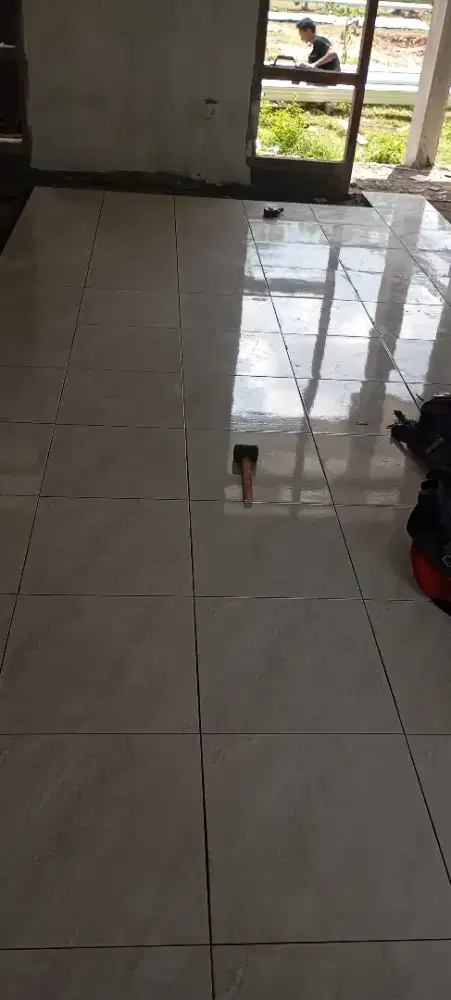 Jasa Tukang keramik & Tukang bangunan
