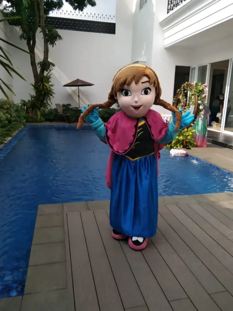 Sewa badut jakarta
