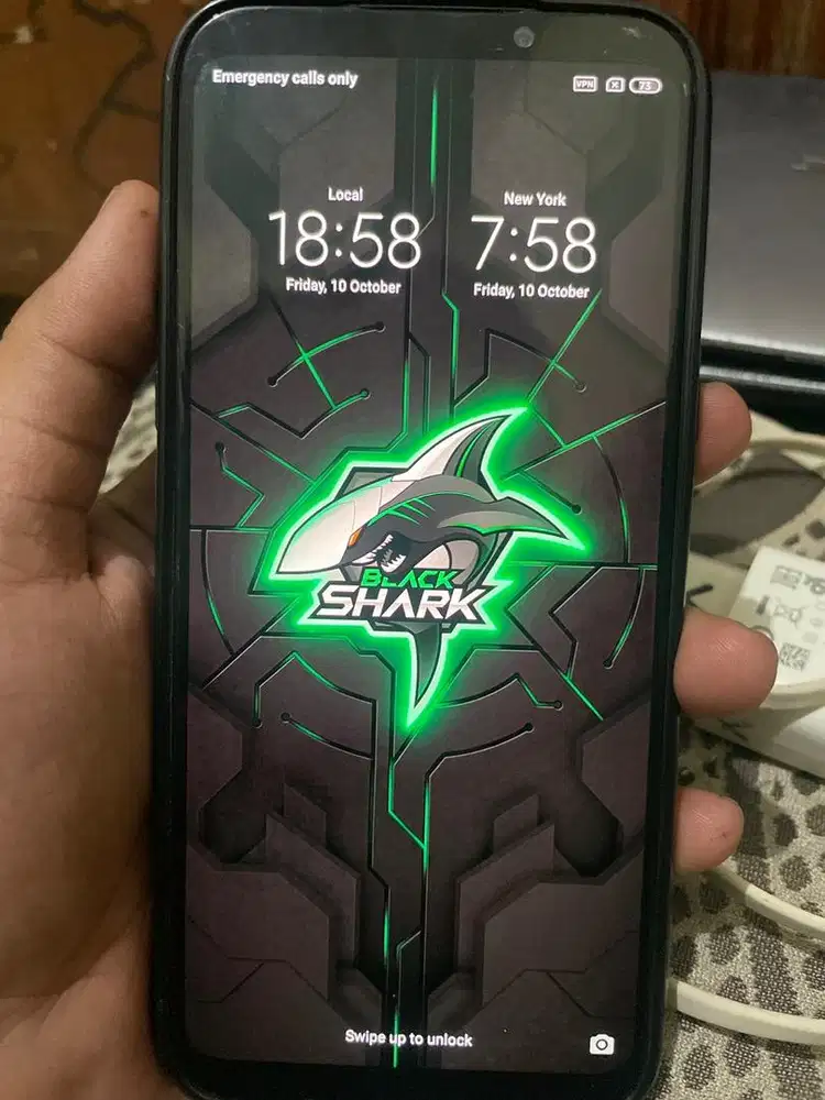 Black Shark 2 8/128 – Snapdragon 855, AMOLED, Siap Gaming!