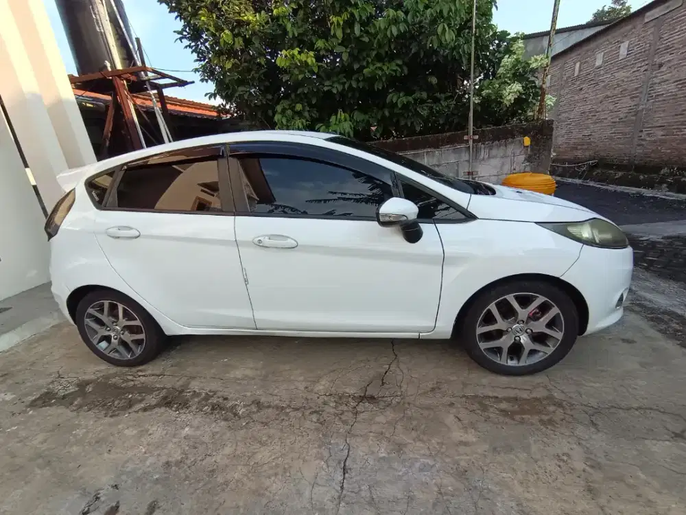 Ford Fiesta 1.6 matic
