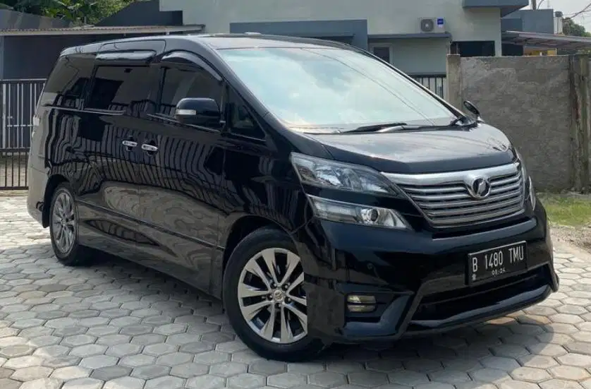 Toyota Vellfire 2011 Bensin