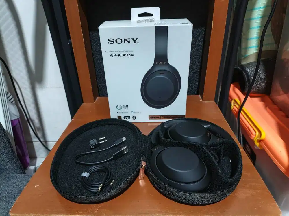 Sony WH-1000XM4