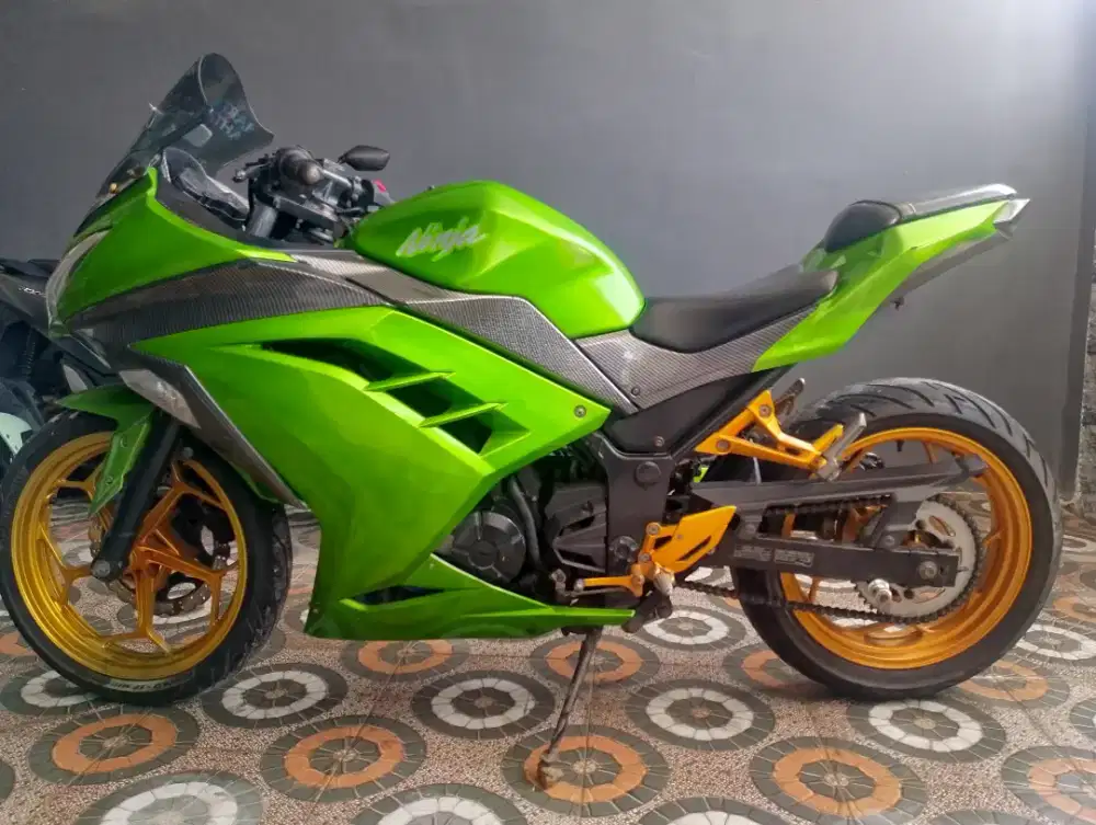 Ninja 250 fi, murah komplit