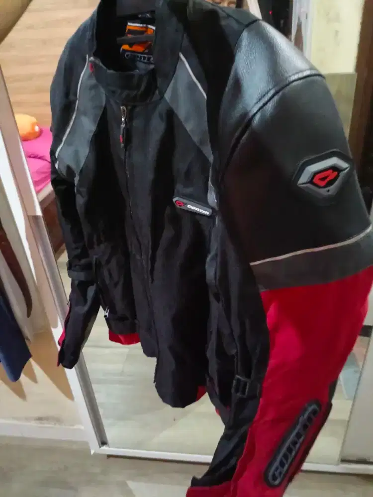 Jaket Touring merk Contin