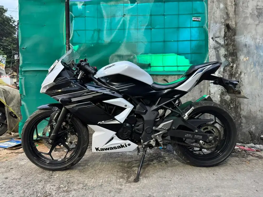 Kawasaki Ninja 250 RR mono thun 2014 pajak panjang mesin halus joz.