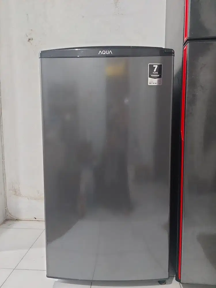Kulkas Freezer AQUA
