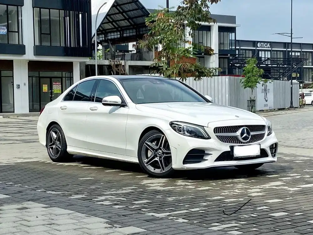 KM20rb Asli Bukan Miles |Mercy C300 2.0 AMG Facelift AT 2019 Putih