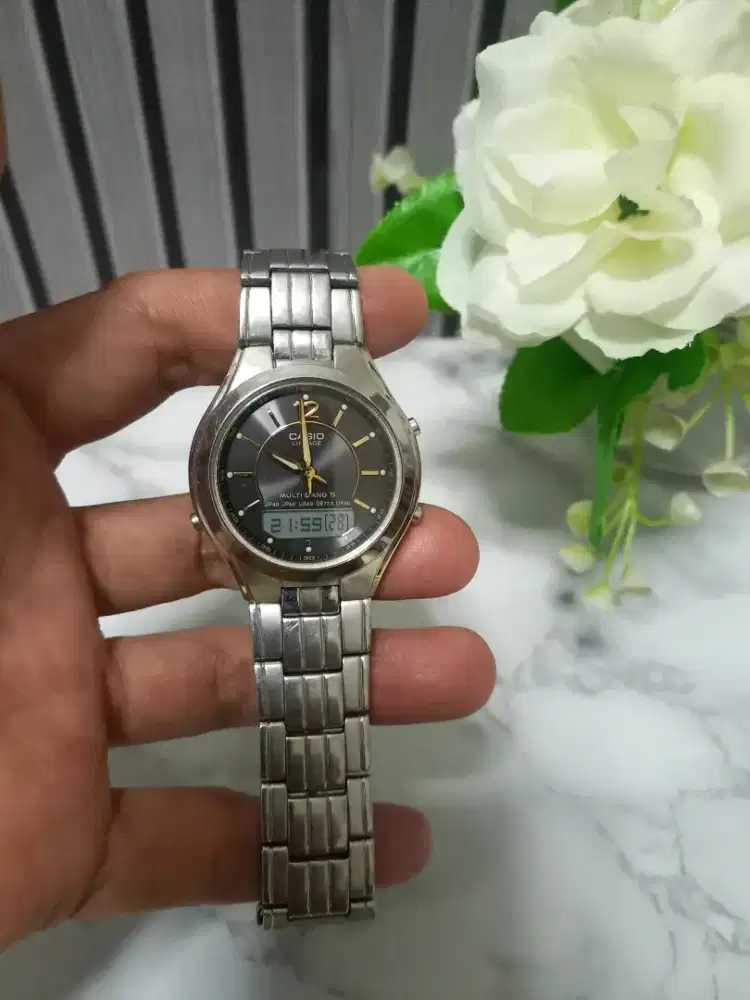 Casio Lineage LCW-M200