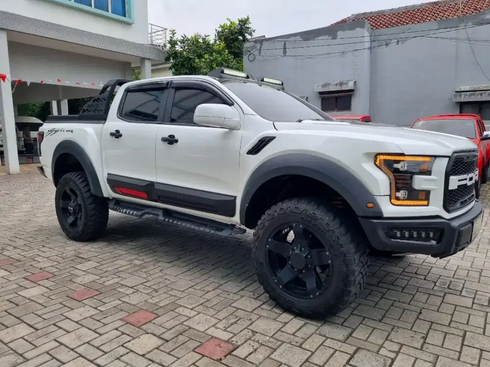 FORD RANGER DC 2.2L XLS M/T 2012 MODIF RAPTOR BERKUALITAS BAIK TOP