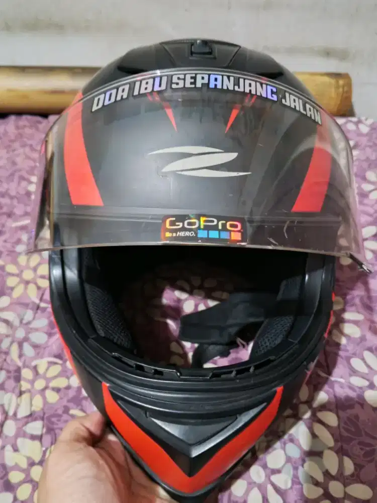 Jual Helm ‎ZS-822 JH 12TH Anniversary
