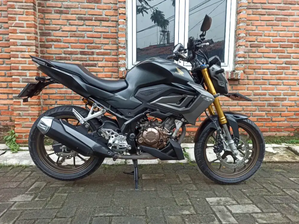 Honda CB 150R SE 2022/2023 Pajak hidup Gress Istimewa