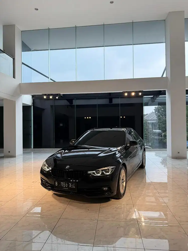 BMW F30 320i LCI