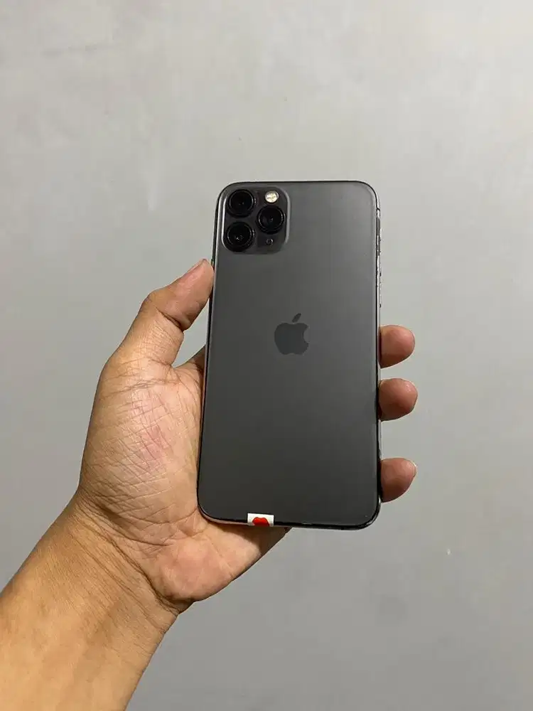 iPhone 11 Pro 64gb space gray all operator
