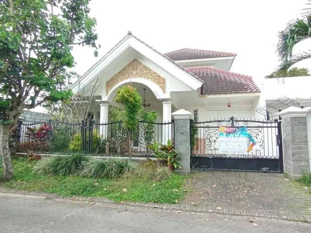 Rumah Full Furnished di Cluster Golf Araya Malang SHM