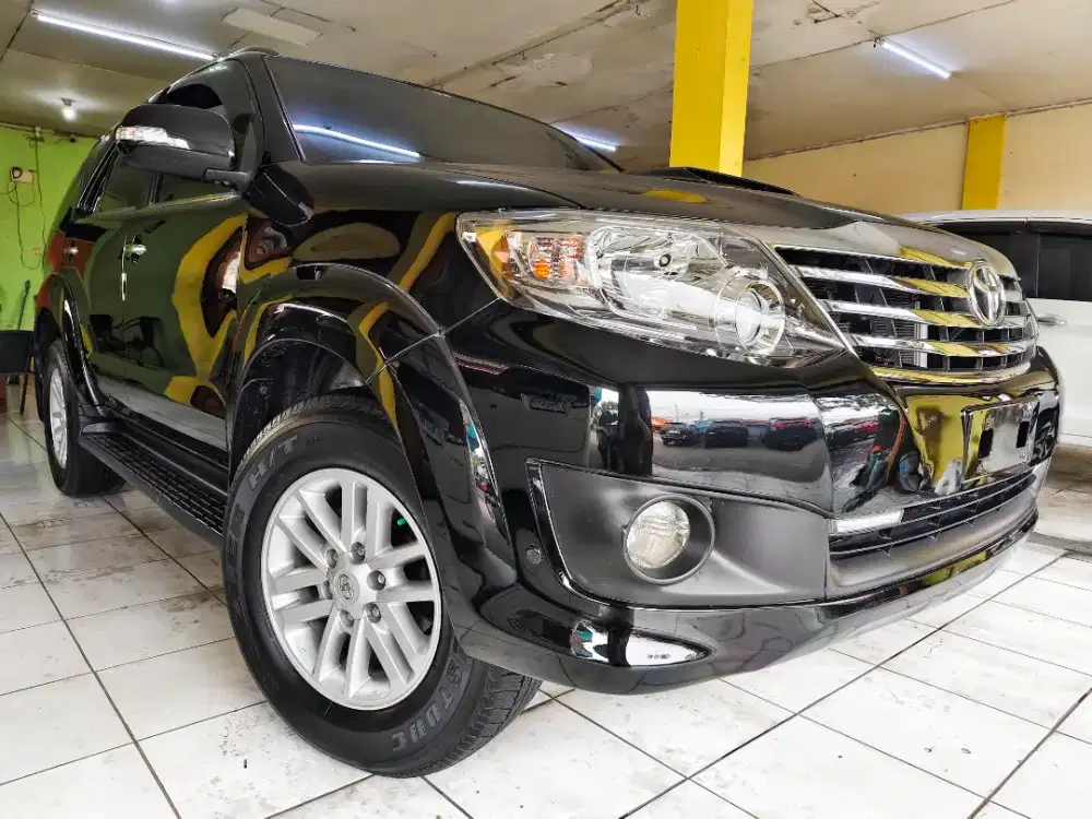 TOYOTA FORTUNER 2.5 G VNT TURBO DIESEL AT 2014 MATIC SOLAR PERFECT TRD