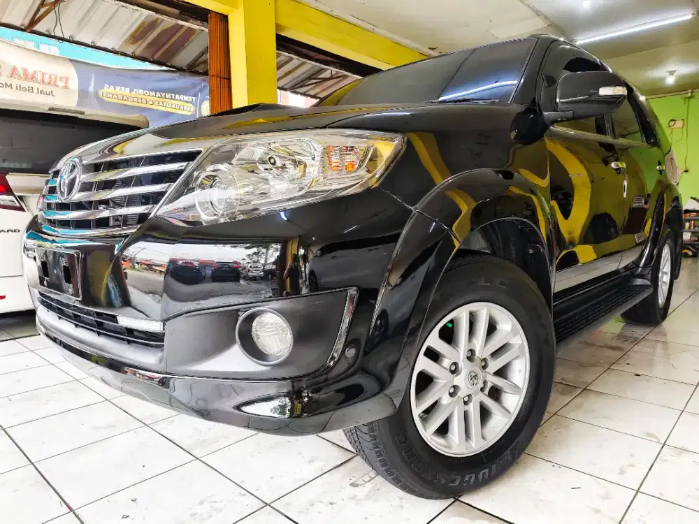 TOYOTA FORTUNER 2.5 G VNT TURBO DIESEL AT 2014 MATIC SOLAR PERFECT TRD