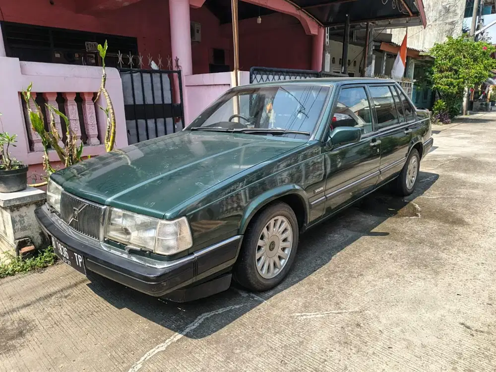 Volvo 960 MT Klasik dan Antik Klasik dan Antik 1990 Bensin