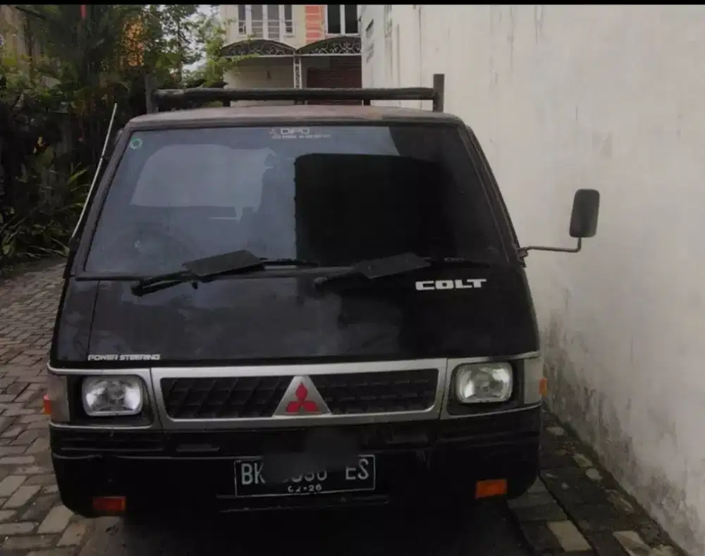Mitsubishi L300 pick up 2021