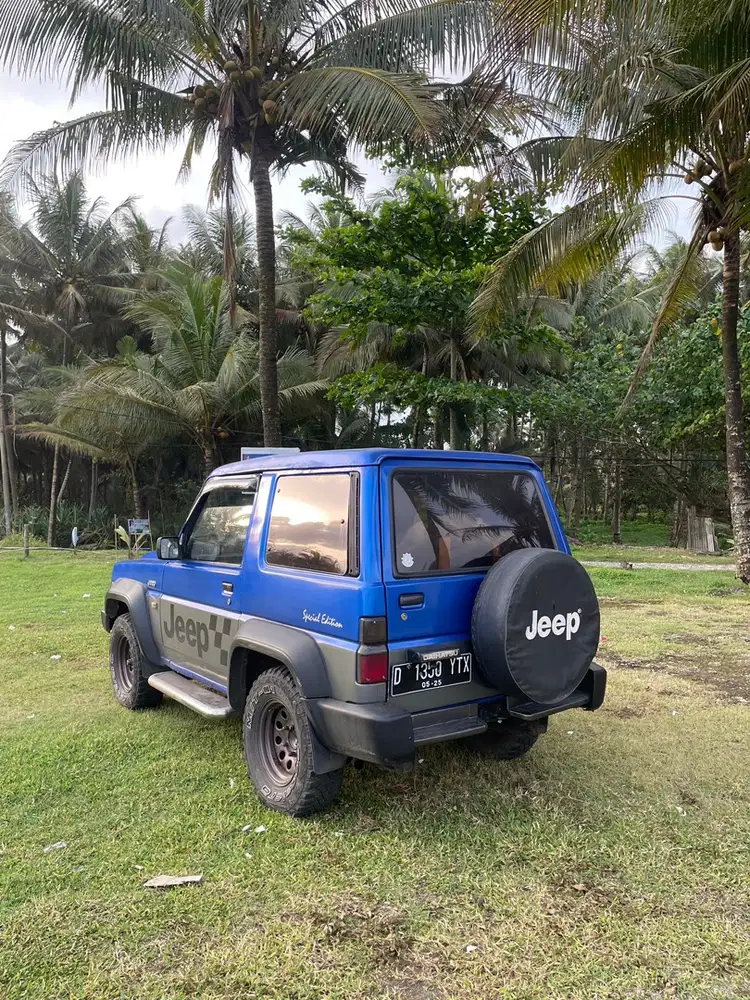 Daihatsu Feroza 1994 Bensin