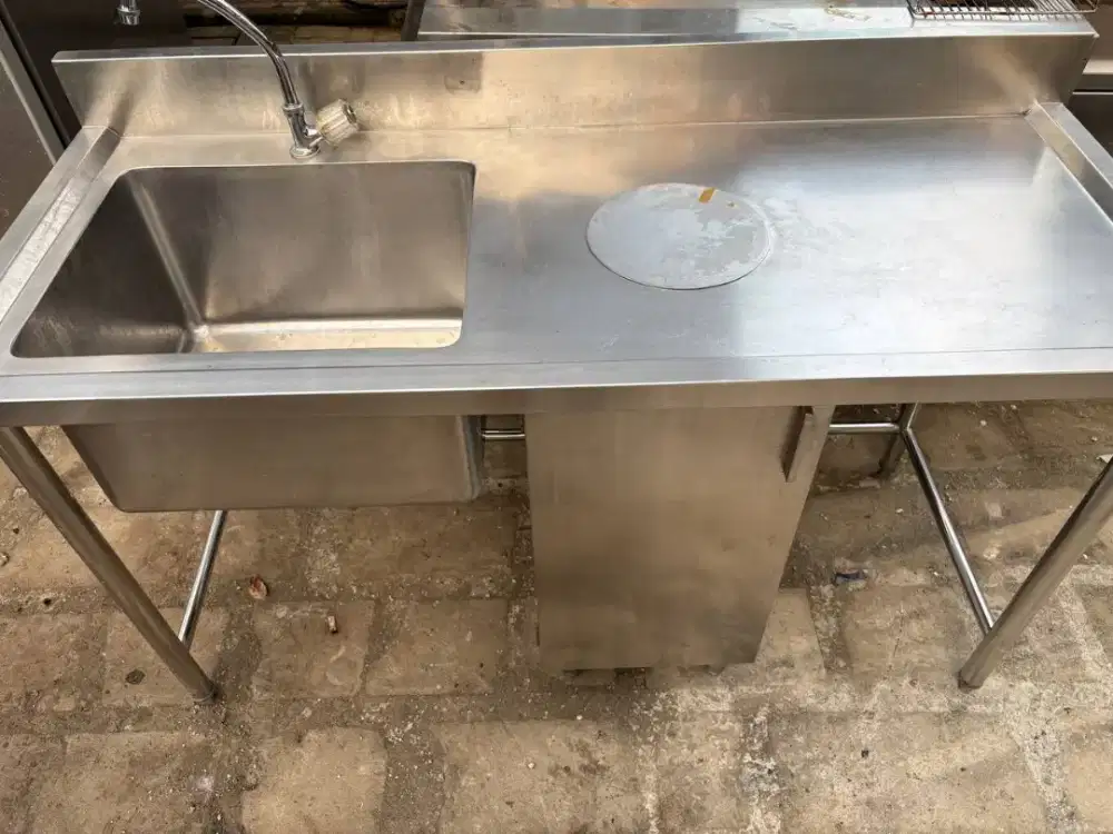 BEST SELLER Sink sayap 1 lubang + kabinet sampah
ukuran 145
