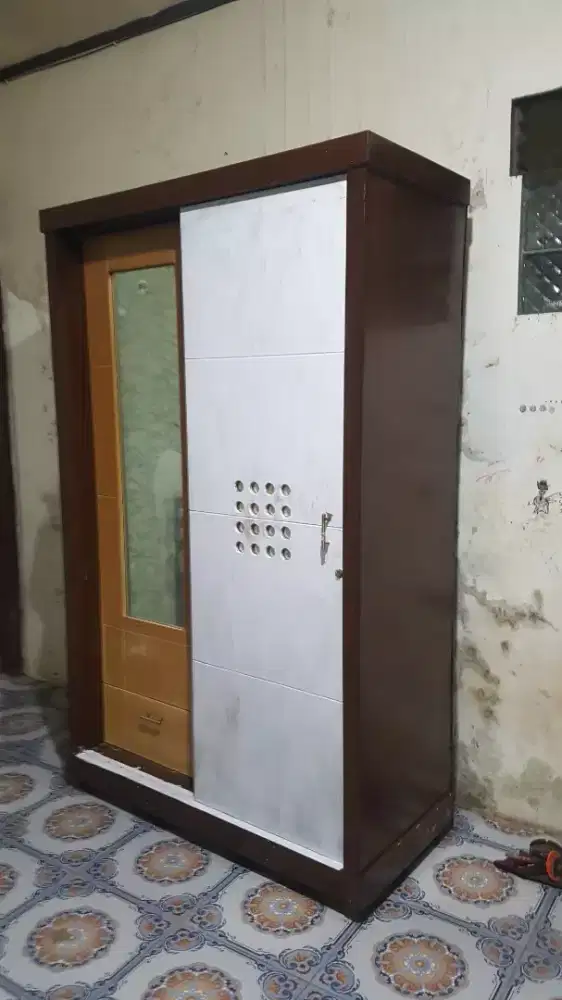 Lemari big size 2 pintu