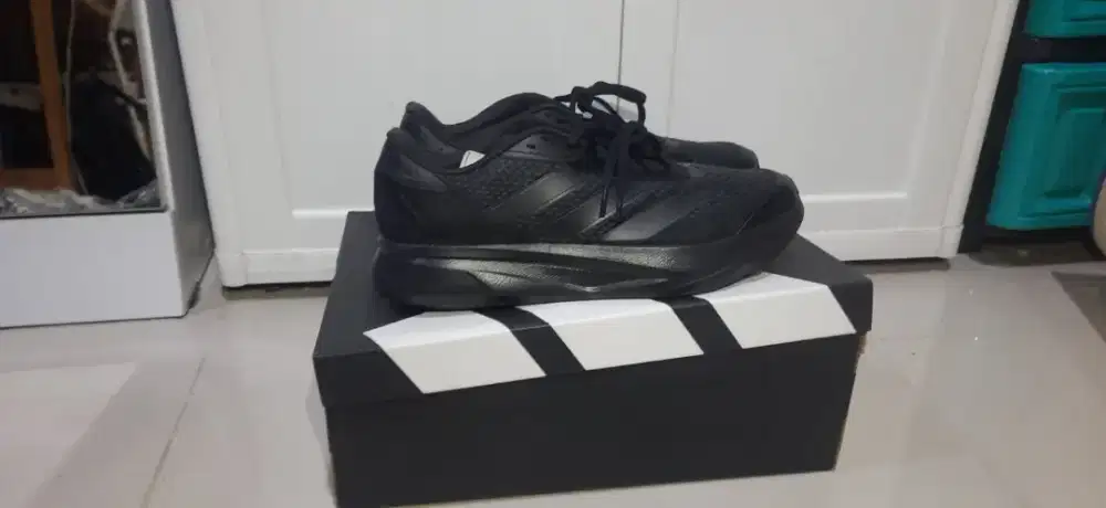 Sepatu adidas duramo SL2 M full black 44 2/3