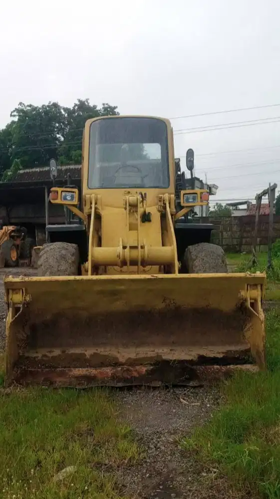 Wheel Loader Komatsu Tipe WA100-3E