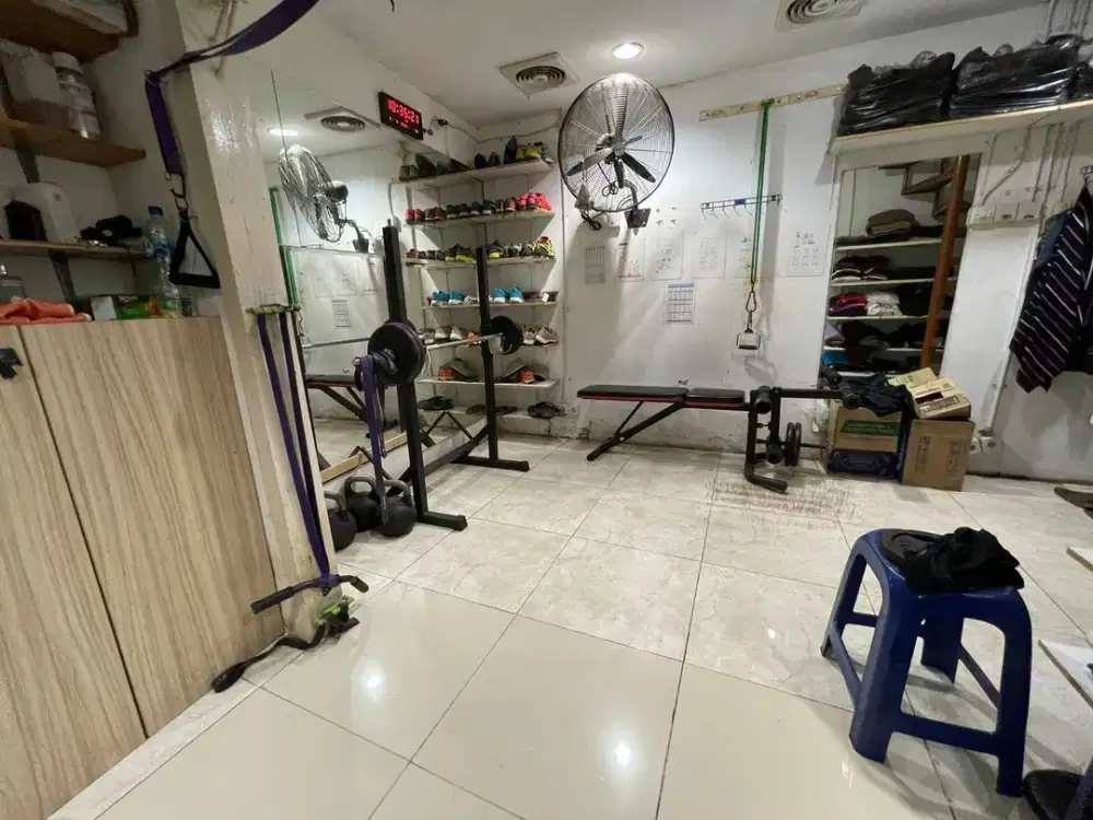 Rumahh Bagus 2 lantai Siap Huni di Lebak Bulus, Jakarta Selatan.