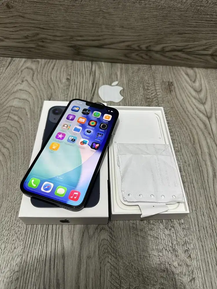 Iphone 13 128gb Black IBOX Garansi On September 2026