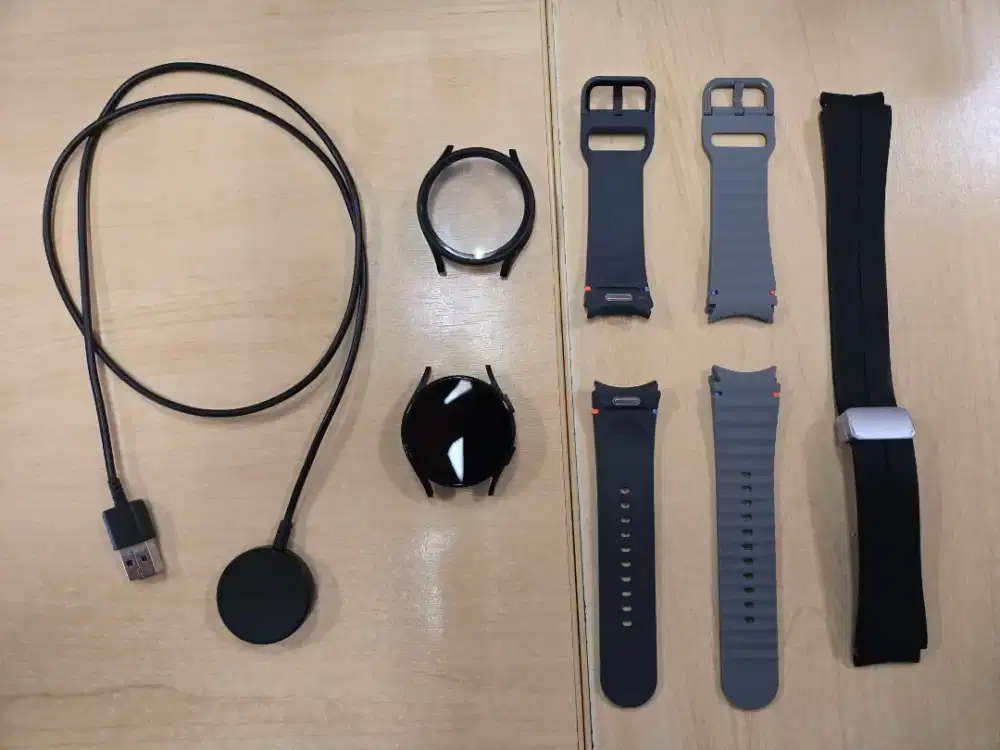 Samsung Galaxy Watch FE 40mm Super Mulus, Bonus TWS Samsung dll.