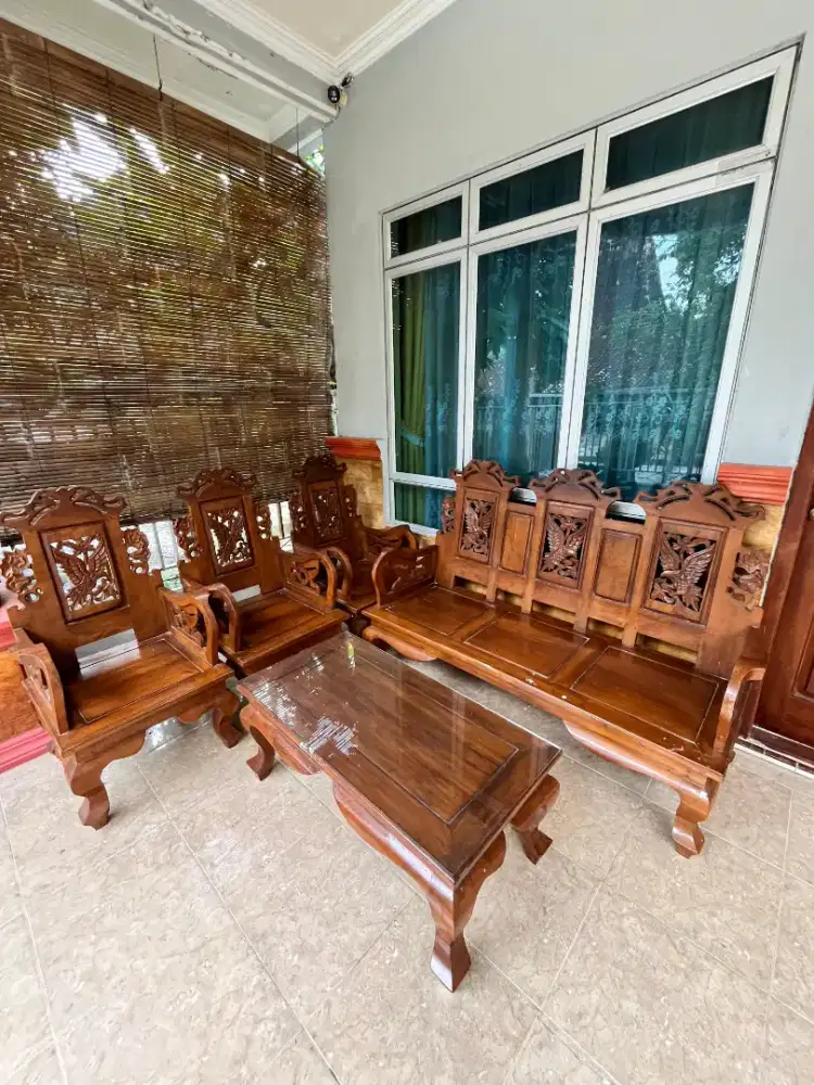 SET BANGKU MEJA RUANG TAMU JATI