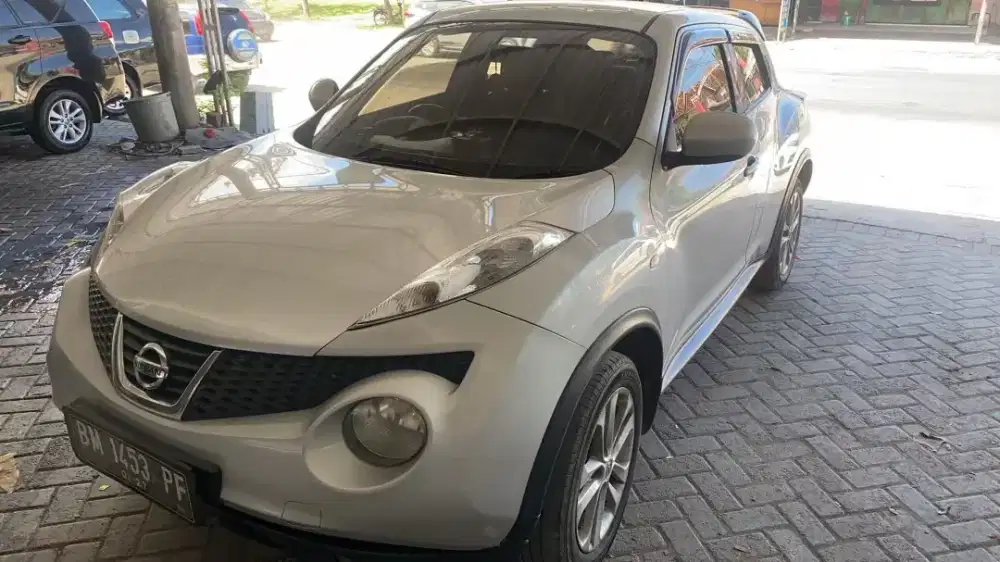 DIJUAL JUKE 2011 1.5 4X2 A/T NEGO