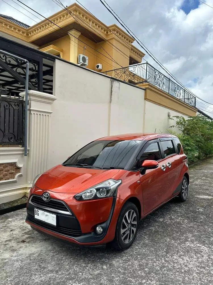 Toyota Sienta V Matic Istimewa