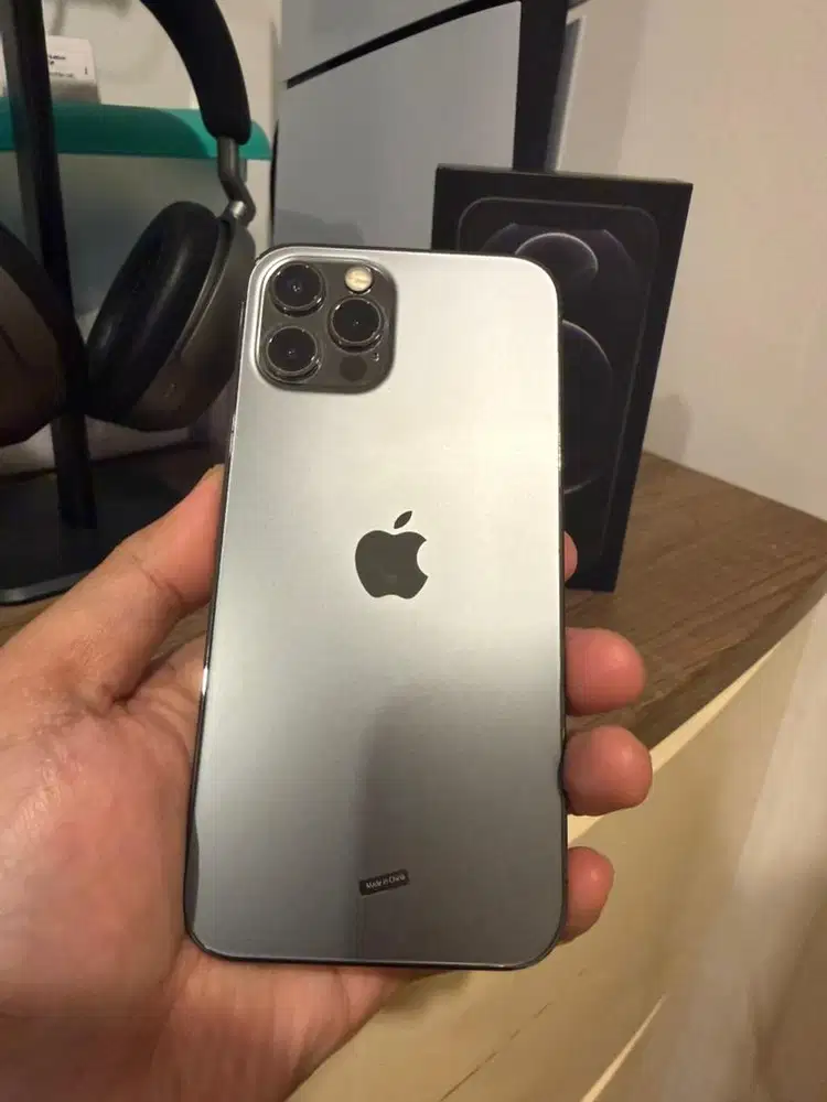 Jual iPhone 12 Pro 256GB Graphite - Ex iBox, Fullset, Mulus!