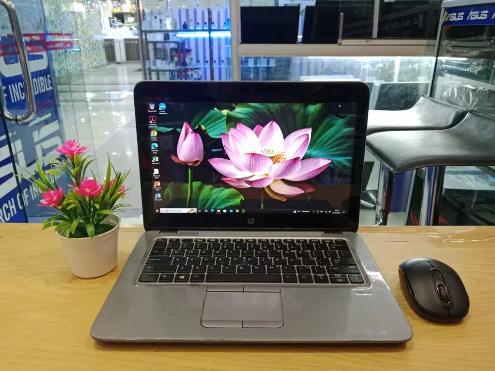 PROMO TOUCHSCREEN LAPTOP HP Elitebook 820-G4 Core i5 GEN 7 RAM 8GB