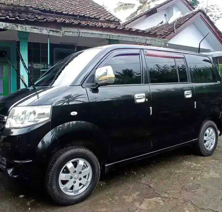 Suzuki APV Arena 2014 Bensin