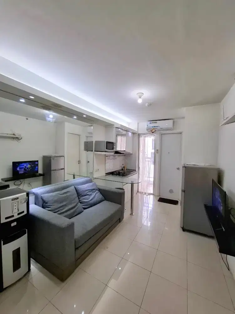 Sewa 2BR Atas Mall Full Furnished Apartemen Bassura City