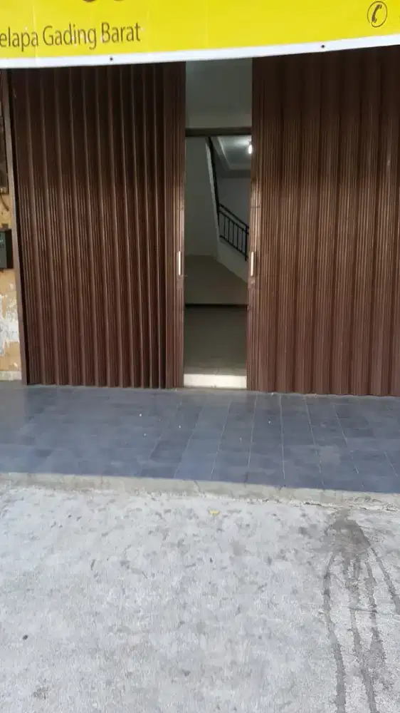 Jual Ruko 2 Lantai Siap Huni Di Daerah Kelapa Gading, Jakarta Utara.