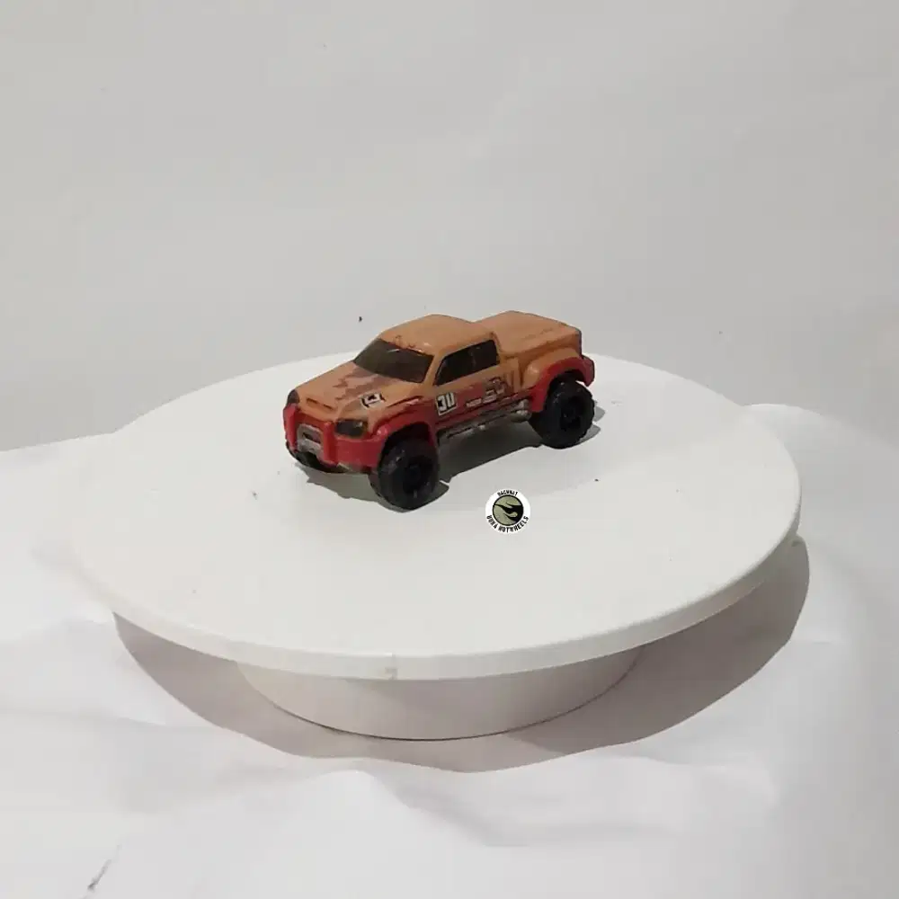Hot Wheels Mega Duty Diecast RBH